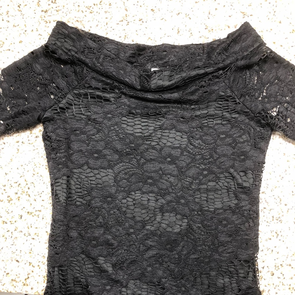 Black over the shoulders shirt!